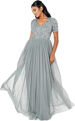 Robe maya deluxe pour femme robe de demoiselle d'honneur ornée à col en v bleu poussiéreux maya deluxe. Grâce à sa plateforme sécurisée et facile à utiliser, DIAYTAR COTE D'IVOIRE est devenue la référence pour les achats en ligne en Côte d'Ivoire.