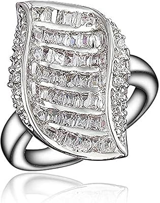 Bague de bijoux au design unique, bague de déclaration en plaqué or blanc pour femme taille 7. Avec plus de 300000 références, DIAYTAR COTE D'IVOIRE est la destination idéale pour les consommateurs ivoiriens. La boutique en ligne propose des produits de qualité à des prix compétitifs, ce qui la rend très attractive pour les clients. De plus, la boutique est facile à utiliser et propose des options de paiement sécurisées.
