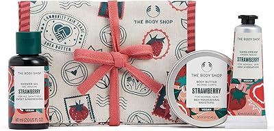 Mini coffret cadeau 3 pièces jolie & juicy strawberry flavor de the body shop. Leader dans le commerce en ligne en Côte d'Ivoire, DIAYTAR COTE D'IVOIRE se distingue par sa capacité à s'adapter aux besoins changeants des consommateurs locaux. Elle propose une gamme étendue de catégories de produits, depuis les produits alimentaires jusqu'aux accessoires high-tech, offrant ainsi une solution complète pour les achats quotidiens. Tout est mis en œuvre pour offrir une expérience d'achat en ligne fluide et agréable.