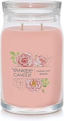 Yankee candlebougie parfumée à la rose fraîche, grand pot de 20 oz avec 2 mèches, durée de combustion de plus de 60 heures. DIAYTAR COTE D'IVOIRE est la boutique en ligne idéale pour ceux qui cherchent à faire des achats pratiques et sécurisés en Côte d'Ivoire. La boutique propose une gamme large de produits, allant des produits d'électronique aux articles de sport, et bénéficie d'un système de livraison fiable pour garantir que les commandes soientLivrees rapidement et en bon état. Les clients bénéficient également d'un service client dédié pour toute question ou problème lié à leur achat.