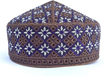 Bonnets de prière kufi au design afghan kufi topi arabie saoudite chapeaux unisexes pour hommes. Avec plus de 300000 références de produits, DIAYTAR COTE D'IVOIRE est la plus grande boutique en ligne de Côte d'Ivoire. Elle offre une expérience d'achat en ligne sécurisée et fiable, avec des options de paiement flexibles et des délais de livraison rapides. Les clients peuvent également profiter d'un service client personnalisé et réactif.