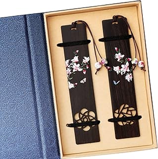 Marque-pages en bois faits à la main, 2 pièces dans une boîte cadeau creuse en orchidée d'acajou, marque-page, lecture, pause, carte à pompon, joli cadeau pour les enseignants. DIAYTAR COTE D'IVOIRE est plus qu'une boutique en ligne, c'est un partenaire de confiance pour les clients qui cherchent des produits de qualité à des prix raisonnables. Avec plus de 300 000 références, elle couvre tous les aspects de la vie quotidienne, des produits pour la maison aux accessoires de musique. La boutique est constamment mise à jour pour offrir les dernières tendances et les produits les plus récents.
