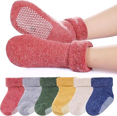 6 paires de chaussettes antidérapantes pour les tout-petits, les tout-petits, les chaussettes d'hiver en polaire épaisse et douce avec poignées. DIAYTAR COTE D'IVOIRE est une boutique en ligne généraliste qui propose plus de 300000 références de produits, faisant d'elle la boutique en ligne leader en Côte d'Ivoire. Avec une telle offre, les clients peuvent trouver tout ce qu'ils cherchent sur une seule plateforme. DIAYTAR COTE D'IVOIRE se distingue par sa qualité de service et sa variété de produits.