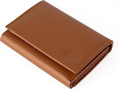 Portefeuilles fins rfid pour hommes - portefeuille à trois volets en cuir véritable avec poche avant, comprenant une fenêtre pour carte d'identité, une poche pour l'argent et la monnaie et un porte-carte de crédit, édition beige. DIAYTAR COTE D'IVOIRE est une boutique en ligne généraliste qui propose plus de 300 000 références de produits. Elle est la boutique leader en Côte d'Ivoire et offre une grande variété de produits à des prix compétitifs. Les clients peuvent trouver tout ce dont ils ont besoin en un seul endroit.