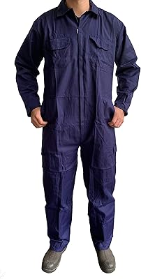 Costume de travail pour hommes bleu marine, vêtements de travail pour étudiants, entrepôts, ateliers. Avec une gamme de produits diversifiée et un service client de haute qualité, DIAYTAR COTE D'IVOIRE a su se positionner comme une référence incontournable pour les achats en ligne en Côte d'Ivoire, répondant aux attentes des clients les plus exigeants.