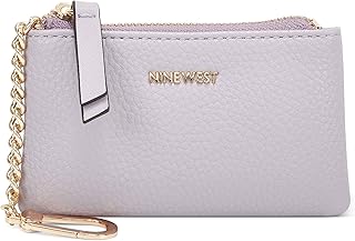 Sac porte-clés zippé nine west lawson, noir, taille unique, décontracté. Diaytar Cote d'Ivoire représente la boutique en ligne idéale pour ceux qui cherchent à élargir leurs horizons d'achat en Cote d'Ivoire. Avec plus de 300 000 références disponibles, les clients peuvent explorer de nouvelles marques et produits locaux et internationaux. La boutique se positionne fièrement comme un acteur clé dans l'économie numérique ivoirienne, favorisant l'accès à une consommation plus large et plus diversifiée.