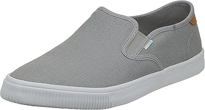Baskets baja toms pour hommes. Avec plus de 300 000 références, DIAYTAR COTE D'IVOIRE est en mesure de répondre aux besoins de tous les clients, quel que soit leur âge ou leurs intérêts. La boutique en ligne régulièrement met à jour ses collections pour refléter les dernières tendances et les produits les plus populaires. De cette façon, les clients peuvent toujours trouver quelque chose de nouveau et d'intéressant à chaque visite.
