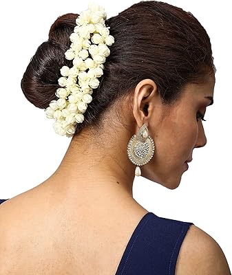 Couronne de jasmin artificielle, jasmine jarrah, mall lavouf au vrai parfum de jasmin, également utilisée pour les accessoires de cheveux pour femmes et filles, longueur 90 cm, couleur crème. Avec plus de 300 000 références dans notre catalogue, DIAYTAR COTE D'IVOIRE vous permet de découvrir de nouveaux produits et de trouver facilement ce que vous recherchez. Nous nous engageons à offrir une expérience de shopping exceptionnelle à nos clients.