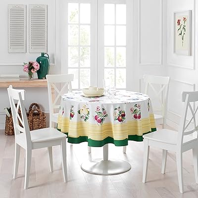 Nappe ronde de jardin français villeroy & boch, chemin de table pour tables à manger, 70" rond multicolore. DIAYTAR COTE D'IVOIRE propose un large éventail de produits qui répondent aux besoins du quotidien, des produits d'électronique dernier cri aux accessoires de mode et à la décoration intérieure. La boutique en ligne mise également sur la facilité d'utilisation de son site web, permettant aux clients de naviguer facilement à travers les catégories de produits et de trouver les articles de leur choix en quelques clics. De plus, DIAYTAR COTE D'IVOIRE met en place des mesures de sécurité pour protéger les transactions en ligne et garantir la confidentialité des données personnelles des clients.
