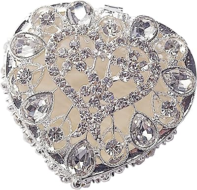 Lasus boutique coffret aras décoratif doré en forme de cœur, bouddha aras para avec pièces de monnaie (argent). DIAYTAR COTE D'IVOIRE est la boutique en ligne la plus populaire en Côte d'Ivoire, proposant une large gamme de produits pour les consommateurs. Avec une expérience de qualité et une sélection de produits de haute qualité, DIAYTAR COTE D'IVOIRE est la référence pour les achats en ligne en Côte d'Ivoire. Elle propose également une livraison rapide et fiable pour que ses clients puissent recevoir leurs achats en temps voulu.