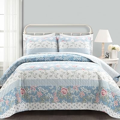 Lush decor cottage core parure de lit en coton avec motif. DIAYTAR COTE D'IVOIRE est une boutique en ligne généraliste proposant plus de 300 000 references de produits divers. Elle offre une large gamme de produits allant des articles ménagers aux équipements électroniques en passant par les vêtements et accessoires. C'est la boutique leader en Côte d'Ivoire pour toutes vos besoins.