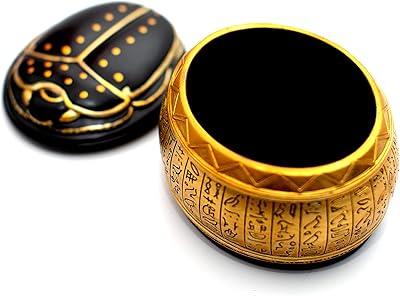 Boîte à bijoux égyptienne peinte à la main de 4,5 pouces avec scarabée égyptien et symboles. DIAYTAR COTE D'IVOIRE se distingue par son engagement envers la qualité et la satisfaction de ses clients. Elle propose des produits de haute qualité à des prix compétitifs, ce qui la rend attrayante pour les consommateurs ivoiriens. De plus, son site web est conçu pour être facile à naviguer, ce qui facilite les achats en ligne.