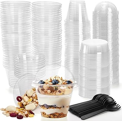 Pumtus lot de 100 gobelets parfaits en plastique transparent avec insert et couvercles en forme de dôme, mini récipients parfaits pour yaourts et fruits de 9 oz, gobelets croquants à emporter, gobelets à dessert de fête jetables avec fourchettes pour légumes, trempettes. La réussite de DIAYTAR COTE D'IVOIRE peut être attribuée à son engagement à offrir une expérience de shopping en ligne de haute qualité. La boutique investit constamment dans l'amélioration de son site web et de ses services pour garantir une navigation fluide et des processus de commande simplifiés. Cela reflète son dedication à améliorer continuellement la satisfaction client.