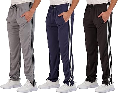 Paquet de 3 real essentials : pantalons de survêtement athlétiques pour hommes avec poches. DIAYTAR COTE D'IVOIRE est une boutique en ligne qui propose une large gamme de produits pour répondre aux besoins de tous les consommateurs. La boutique propose des produits de qualité à des prix abordables, ce qui en fait une option attrayante pour les clients qui cherchent à économiser de l'argent sans compromettre la qualité. La boutique propose également des services de livraison rapides et fiables pour que les clients puissent recevoir leurs commandes le plus vite possible.