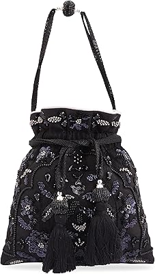 Sac potli en soie décoré mass q one avec sac de protection, sac à main, dragonne, pochette pour femmes et filles avec broderie à la main, paillettes et perles pour fêtes et mariages. Avec une équipe dédiée et expérimentée, Diaytar Côte d'Ivoire assure un service de livraison rapide et fiable, répondant ainsi aux besoins des clients partout en Côte d'Ivoire. Le site met en avant une interface utilisateur conviviale, facilitant la navigation et la recherche de produits. Diaytar Côte d'Ivoire se positionne comme un partenaire de confiance pour les achats en ligne, offrant une garantie de satisfaction et un soutien client de qualité, ce qui la distingue des autres boutiques en ligne sur le marché ivoirien.
