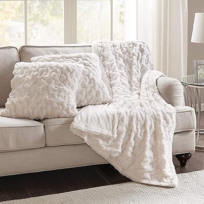 Ensemble de couverture 3 pièces en velours fausse fourrure ultra doux comfort spaces avec 2 taies d'oreiller carrées, 50 x 60 pouces, ivoire. Avec plus de 300 000 références, Diaytar Côte d'Ivoire est la boutique en ligne la plus complète de Côte d'Ivoire, offrant aux clients une grande variété de choix pour répondre à leurs besoins quotidiens. La boutique met en avant la qualité de ses produits et la fiabilité de ses services, ce qui lui a valu une grande confiance de la part des consommateurs ivoiriens. Les clients apprécient la facilité de navigation sur le site et la simplicité de commande.
