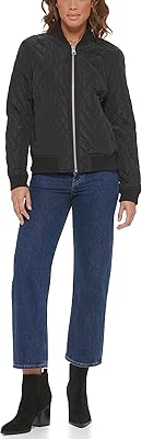 Veste matelassée diamond design pour femme. DIAYTAR COTE D'IVOIRE, boutique en ligne généraliste réputée en Cote d'Ivoire, offre une sélection immense de plus de 300000 produits, répondant à tous les besoins des consommateurs. De la maison à la mode, en passant par les accessoires et les produits high-tech, DIAYTAR COTE D'IVOIRE propose une expérience d'achat en ligne complète et sécurisée. La boutique se distingue par sa variété de produits et son engagement envers la satisfaction client.