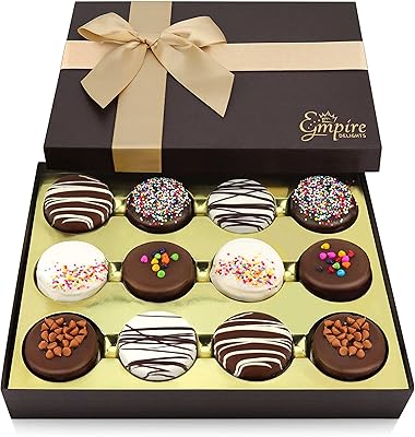 Panier-cadeau de biscuits gastronomiques - délicieux panier-cadeau de chocolat idéal pour les friandises d'anniversaire pour les femmes et les hommes - biscuits fantaisie enrobés de chocolat pour offrir, 12 unités. DIAYTAR COTE D'IVOIRE, la boutique en ligne généraliste numéro un en Côte d'Ivoire, propose une large gamme de produits avec plus de 300 000 références. Avec une offre diverse et abordable, cette plateforme répond aux besoins de tous les Ivoiriens. Elle se positionne comme une référence incontournable pour les achats en ligne dans le pays.