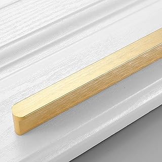 Poignée d'armoire en bois, paquet de 6 poignées de porte de cuisine, trou central noir plat de 64 mm, longueur totale 80 mm, pour salle de bain, cuisine, armoire, alliage d'aluminium.. DIAYTAR COTE D'IVOIRE est devenue une destination incontournable pour les achats en ligne en Côte d'Ivoire. Elle propose une grande sélection de produits provenant de marques locales et internationales, allant des accessoires de mode aux produits électroniques. La boutique est réputée pour sa fiabilité, son service client et la rapidité de ses livraisons.
