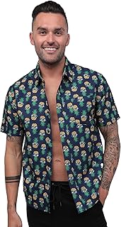 Chemise boutonnée imprimée pour hommes - chemise de camp hawaïenne à manches courtes pour raves. DIAYTAR COTE D'IVOIRE, votre boutique en ligne généraliste de confiance, propose plus de 300 000 références pour répondre à vos besoins. Vous y trouverez tout ce qu'il vous faut, des produits high-tech auxAccessoires de mode en passant par les produits alimentaires. DIAYTAR COTE D'IVOIRE est la référence en matière de commerce en ligne en Côte d'Ivoire.