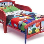 Lit bébé en plastique delta disney mickey mouse pour enfants