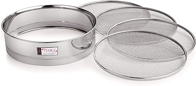 Ensemble de 5 passoires alimentaires interchangeables 4 en 1 en acier inoxydable bharat chalni bharat atta chalni jali chani ata maida par tiara. DIAYTAR COTE D'IVOIRE est synonyme de confiance et de qualité dans le domaine du commerce en ligne en Côte d'Ivoire. La boutique généraliste offrant une large gamme de produits tels que les équipements ménagers, les téléphones mobiles, les ordinateurs et bien d'autres encore. Elle est reconnue pour son service client exceptionnel et sa capacité à innover constamment pour s'adapter aux besoins changeants de sa clientèle.