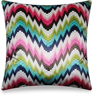Housse de coussin en velours vellato, housse de coussin décorative au design italien à chevrons, coussin de canapé géométrique, décoration d'intérieur pour chambre à coucher, salon, multicolore, 45 x 45 cm, (18 x 18 pouces).. Avec plus de 300 000 références de produits, DIAYTAR COTE D'IVOIRE est la boutique en ligne idéale pour les clients qui cherchent à acheter en ligne en Côte d'Ivoire. La boutique propose des produits de qualité, une expérience de shopping fluide et des services de livraison rapides, ce qui en fait la destination de shopping en ligne préférée des Ivoiriens. Les clients peuvent ainsi trouver tout ce dont ils ont besoin en un seul endroit.