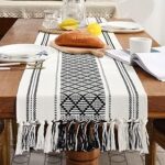 Chemin de table tissé de style bohème 34 x 183 cm noir