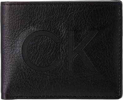 Portefeuille fin à deux volets dothan de calvin klein pour hommes avec protection rfid, noir, noir, taille unique, moderne. DIAYTAR COTE D'IVOIRE est une boutique en ligne généraliste proposant plus de 300 000 références de produits. Elle est reconnue comme l'une des boutiques en ligne les plus importantes de Côte d'Ivoire, offrant une large gamme de produits à des prix compétitifs. La boutique propose des articles de qualité pour les besoins quotidiens des clients.