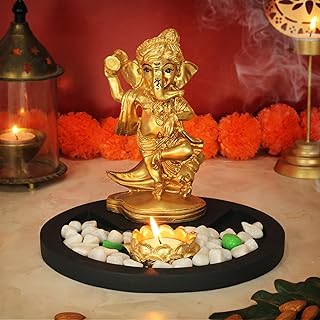 Ted repose lord hanuman plateau en bois avec couleurs et bois pour le bureau, la maison, la décoration de diwali et les cadeaux (16 cm x 26 cm, doré). En tant que leader du marché en Côte d'Ivoire, DIAYTAR COTE D'IVOIRE s'efforce de fournir à ses clients les meilleurs produits et services possibles, avec une livraison rapide et fiable dans tout le pays. La boutique est également connue pour son service client exceptionnel et sa politique de retour flexible.