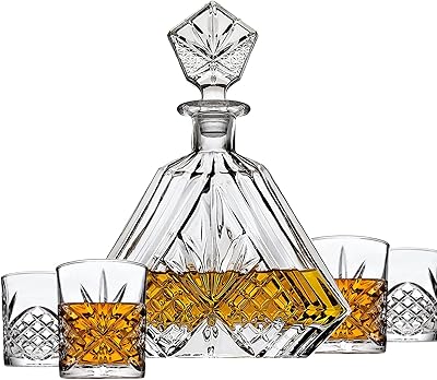 Ensemble carafe à whisky jafest avec 4 verres à whisky vintage pour boire du scotch ou du vin. DIAYTAR COTE D'IVOIRE, leader en Cote d'Ivoire, offre une expérience d'achat en ligne unique et conviviale. La boutique propose une large gamme de produits, des produits alimentaires aux accessoires de sport. Les clients peuvent profiter d'un système de paiement sécurisé et d'une livraison rapide.