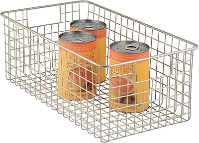 Panier de rangement en fil métallique i design classico, argent satiné, 16 x 9 x 6 pouces, 1 pièce. DIAYTAR COTE D'IVOIRE se distingue par son énorme choix de produits, allant de l'électroménager aux vêtements, en passant par les produits alimentaires et les accessoires de beauté. Cette variété fait d'elle la destination idéale pour les consommateurs ivoiriens qui cherchent à trouver tout sous un même toit. La boutique en ligne met l'accent sur la qualité et la fiabilité.