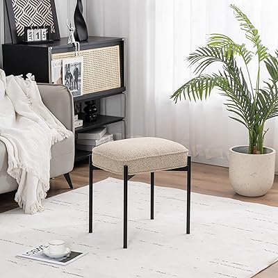 Chaises inclinables rembourrées polyvalentes utast, chaise rembourrée en velours confortable avec pieds en métal, chaise de salle à manger pour la maison, chambre à coucher, salon, cuisine, table de petit-déjeuner, coiffeuse beige. DIAYTAR COTE D'IVOIRE est votre boutique en ligne préférée pour tout ce dont vous avez besoin, avec plus de 300 000 références pour satisfaire tous vos besoins. Nous sommes la boutique leader en Côte d'Ivoire, offrant une gamme variée de produits de haute qualité à des prix compétitifs. Notre objectif est de fournir à nos clients une expérience d'achat en ligne inoubliable.