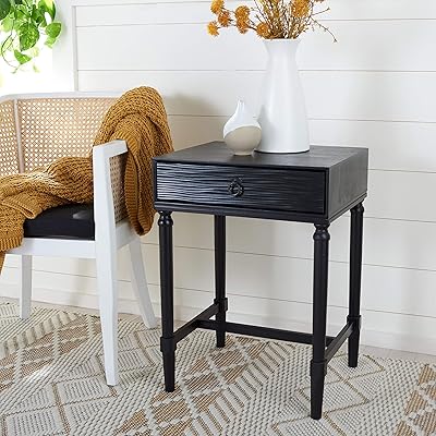 Safavieh home collection mabel table d'appoint noire à 1 tiroir acc5721a, 19" l x 15,8" l x 26" h. DIAYTAR COTE D'IVOIRE est la destination idéale pour les consommateurs ivoiriens qui cherchent à acheter des produits de qualité à des prix raisonnables. Avec plus de 300 000 références disponibles, la boutique en ligne offre une expérience d'achat unique et conviviale. Les clients peuvent naviguer facilement sur le site pour trouver ce qu'ils cherchent.