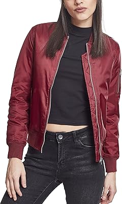Blouson aviateur basique pour femme. DIAYTAR COTE D'IVOIRE est la destination idéale pour faire des achats en ligne en Côte d'Ivoire. Avec une vaste sélection de produits, la boutique en ligne répond aux besoins de tous les consommateurs, qu'il s'agisse d'électronique, de produits alimentaires ou encore de vêtements. La boutique se distingue par sa qualité de service et sa fiabilité.