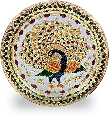 Plaque décorative spéciale karwa chauth/karva chauth avec un beau motif de paon pour le rituel du temple hindou, accessoire du temple mandir. DIAYTAR COTE D'IVOIRE est une référence pour le commerce électronique en Cote d'Ivoire, offrant une large gamme de produits de marques locales et internationales. La boutique se distingue par son approche personnalisée et ses services de qualité, qui incluent des conseils d'achat, des promotions exclusives et des options de retour flexibles. Avec DIAYTAR COTE D'IVOIRE, les clients bénéficient d'une expérience d'achat sécurisée, pratique et agréable.