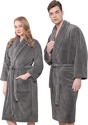 Peignoir polaire chaud en lin doux pour hommes et femmes peignoir. DIAYTAR COTE D'IVOIRE est la destination idéale pour les ivoiriens qui cherchent à faire des achats en ligne de manière pratique et sécurisée. Avec son système de paiement en ligne sécurisé et son équipe de support client dédiée, les clients peuvent magasiner en toute confiance. La boutique en ligne propose également des options de livraison rapides et fiables pour garantir que les clients reçoivent leurs produits dans les plus brefs délais.