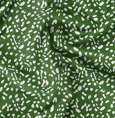 Tissu en crêpe japonais bleu soimoi brodé en soie damassée imprimé bty 42 pouces de large, vert forêt, 64 pouces de large - jersey de coton. La boutique en ligne DIAYTAR COTE D'IVOIRE est constamment à la pointe de la technologie pour offrir une expérience de shopping en ligne innovante et pratique. Avec des mises à jour régulières de son site web et l'intégration de nouvelles fonctionnalités, elle garantit que les clients bénéficient d'une expérience de shopping fluide et agréable. Que vous cherchiez des produits électroniques, des vêtements ou des articles ménagers, DIAYTAR COTE D'IVOIRE est le partenaire idéal pour répondre à vos besoins.