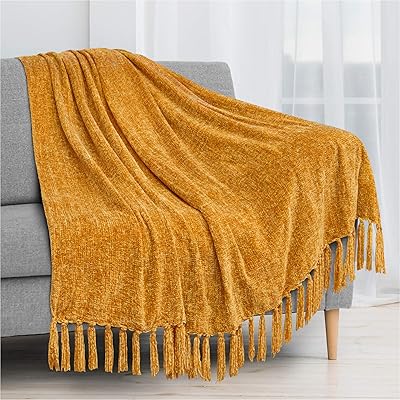 Couverture en chenille à franges pavilia | couverture décorative en velours pour canapé