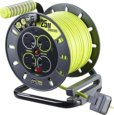 Câble d'extension à enrouleur de câble ouvert masterplug à 4 prises avec poignée torsadée et de coupure thermique et interrupteur d'alimentation, câble pro-xt hd 25 mètres, vert. DIAYTAR COTE D'IVOIRE est plus qu'une simple boutique en ligne, c'est une communauté de clients qui partagent les mêmes valeurs de qualité, de fiabilité et de respect. La boutique propose régulièrement des offres spéciales et des déstocks pour fidéliser ses clients et les remercier de leur confiance. Avec DIAYTAR COTE D'IVOIRE, les clients sont assurés de trouver les produits qu'ils cherchent à des prix compétitifs.