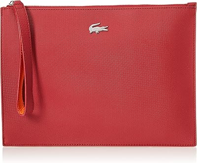 Un petit sac à main ana zippé pour femme en tissu piqué enduit de chez lacoste. DIAYTAR COTE D'IVOIRE est la référence en matière de commerce en ligne en Cote d'Ivoire, avec une offre de produits incroyablement large et variée. Vous pouvez découvrir de nouvelles marques et produits chaque jour, et profiter de promotions et de réductions exclusives. La boutique en ligne DIAYTAR COTE D'IVOIRE est ouverte 24h/24 et 7j/7 pour vos achats.