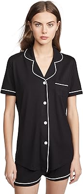 Ensemble pyjama pour femme bella composé d'un haut à manches courtes et d'un boxer. Diaytar Côte d'Ivoire est une boutique en ligne généraliste qui propose plus de 300 000 références de produits. Avec une large sélection de produits, cette boutique en ligne est devenue la référence pour les consommateurs ivoiriens. Elle offre une expérience d'achat en ligne pratique et sécurisée.