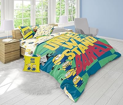 Parure de lit pour bébé 4 pièces universal minions - ultra douce et résistante à la décoloration - comprend une couette, une taie d'oreiller, un drap plat et une taie d'oreiller (produit universel officiel). La boutique en ligne DIAYTAR COTE D'IVOIRE se démarque par son offre incroyable de plus de 300 000 produits, allant des électroniques aux vêtements. Elle est devenue la destination de choix pour les Ivoiriens qui cherchent à acheter en ligne avec confiance. DIAYTAR COTE D'IVOIRE garantit la qualité et la fiabilité de ses produits.
