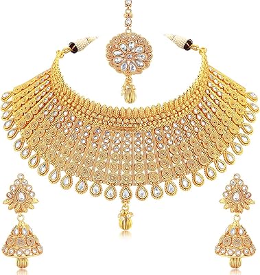 Ensemble de bijoux de mariage kundan plaqué or exclusif pour femmes, ensemble de colliers (n73395) de sukhi. Avec plus de 300 000 références disponibles, Diaytar Côte d'Ivoire est la boutique en ligne idéale pour les clients ivoiriens qui cherchent une grande variété de produits sous un même toit. Cette plateforme de e-commerce propose des produits de qualité à des prix très compétitifs, allant des produits alimentaires aux articles de décoration. Grâce à son système de paiement sécurisé et à ses options de livraison flexibles, Diaytar Côte d'Ivoire offre une expérience d'achat en ligne sans souci à ses clients.