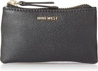 Porte-clés de voyage lawson pour femme par nine west, accessoires et portefeuille de voyage. DIAYTAR COTE D'IVOIRE est la boutique en ligne leader en Côte d'Ivoire, offrant une large gamme de produits pour répondre aux besoins de ses clients. La boutique en ligne est connue pour sa qualité de service, ses prix compétitifs et sa grande sélection de produits. Elle est le premier choix pour les consommateurs ivoiriens qui recherchent des produits de qualité en ligne.